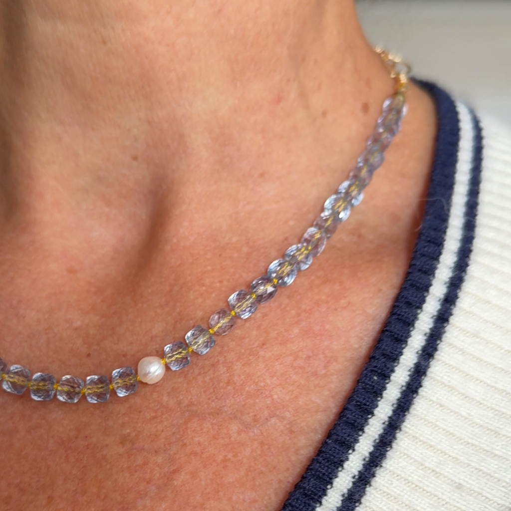 Topaaz ketting met pareltje