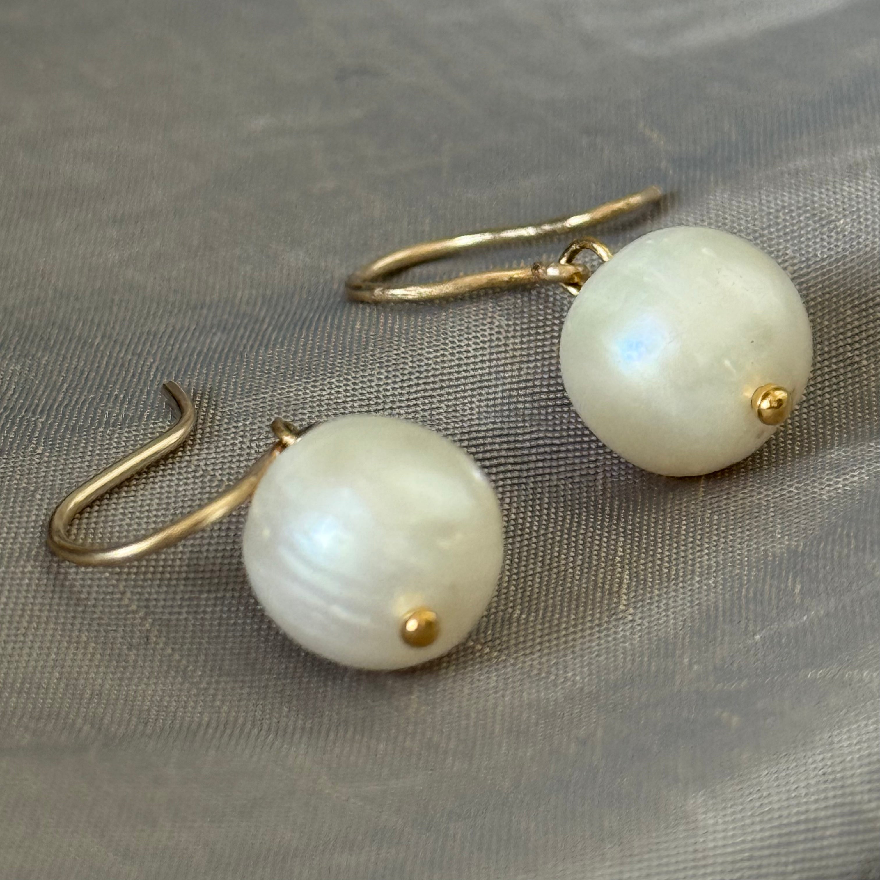 Parel oorbellen goldfilled